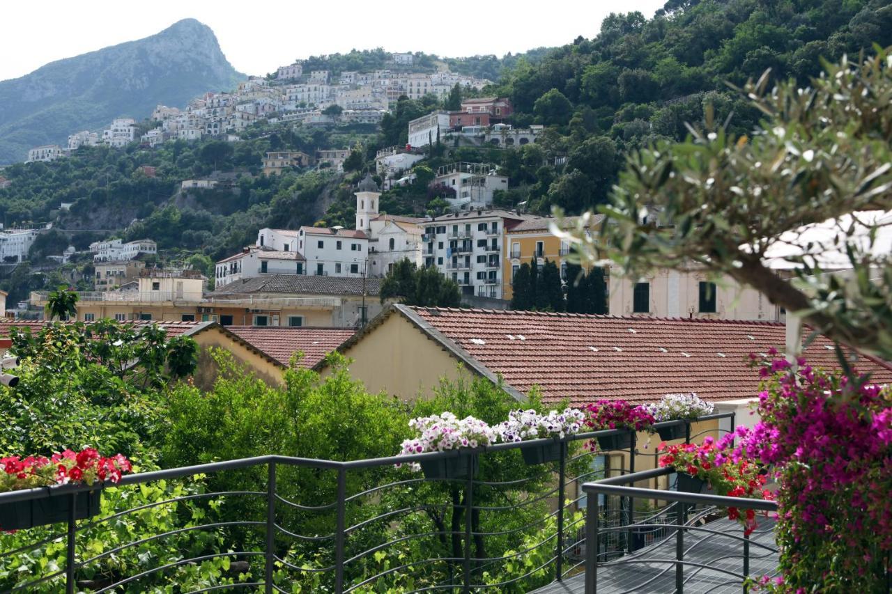 Aretusa Resort Amalfi Coast Vietri Exterior foto